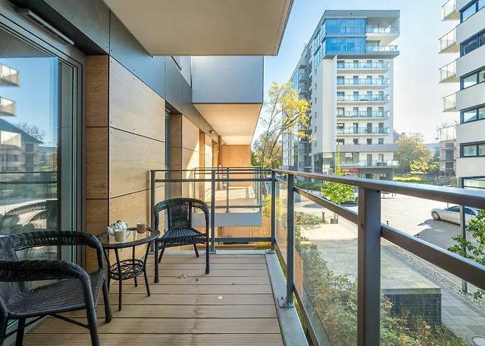 Cosy In Near The River With Parking And Balcony By Renters Daire Wroclaw